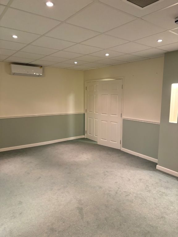 Property photo 3 of 5