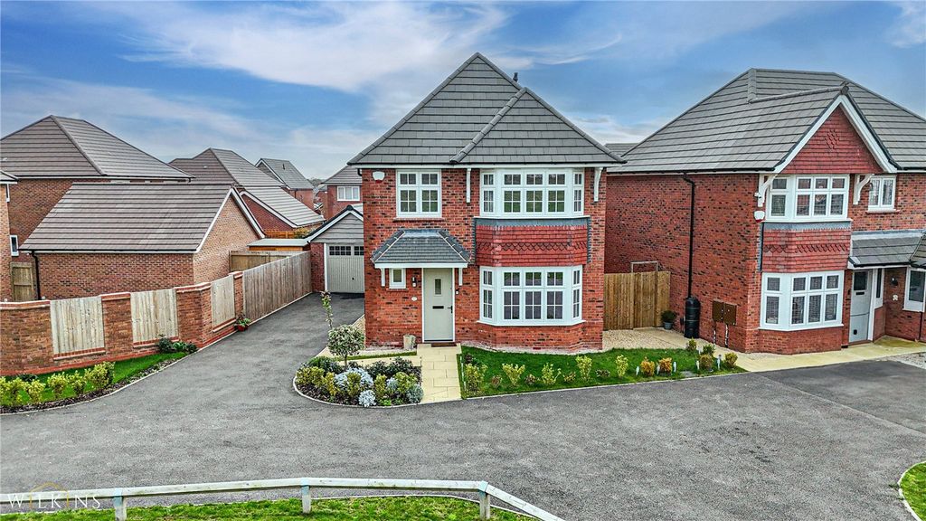 Property photo 1 of 37 Picture No. 03