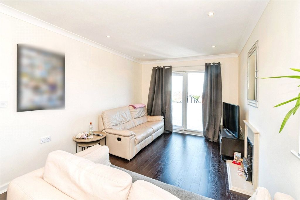 Property photo 3 of 14 Picture No. 44