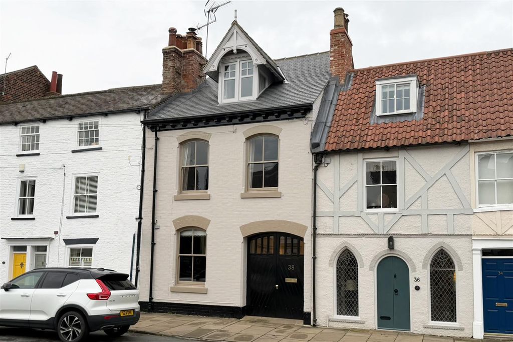 Property photo 1 of 26 38Nbw_Frntpic2.Png