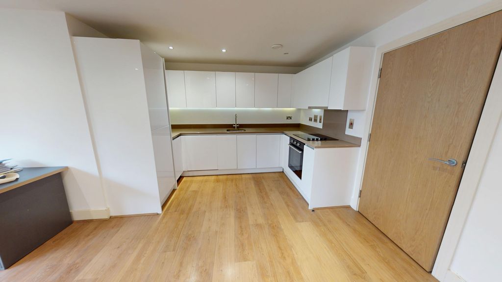 Property photo 2 of 9