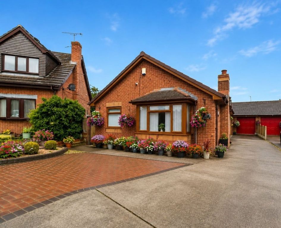 Property photo 1 of 23