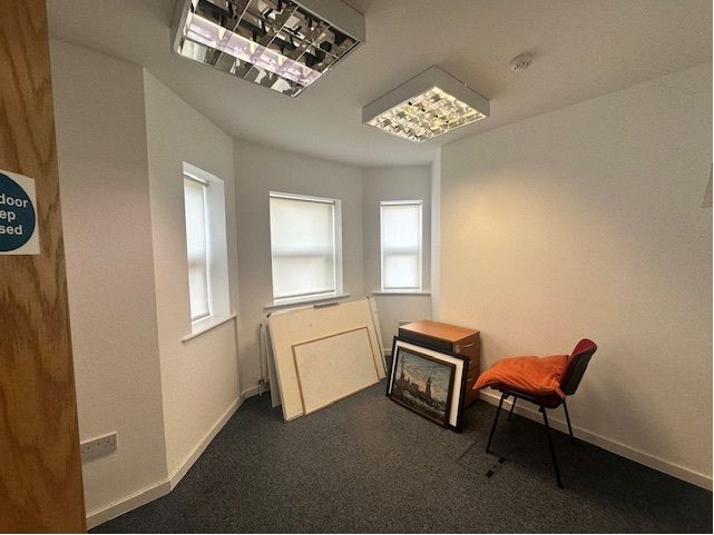 Property photo 3 of 5 Photo 2