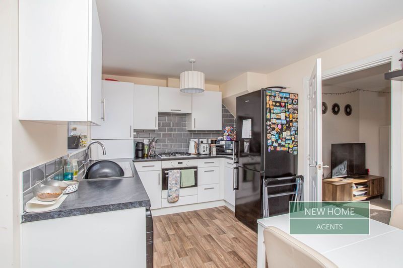 Property photo 2 of 17 Photo 6