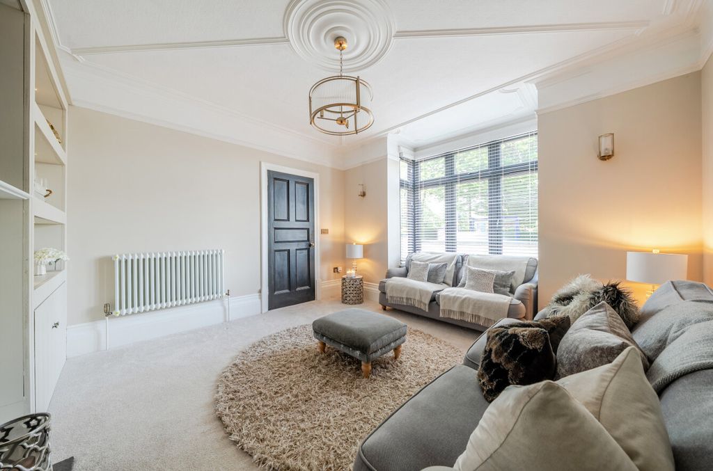 Property photo 2 of 15 1522757-1-6Aac1A3...