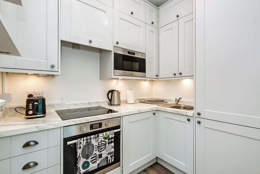 Property photo 2 of 12 Property Image 2