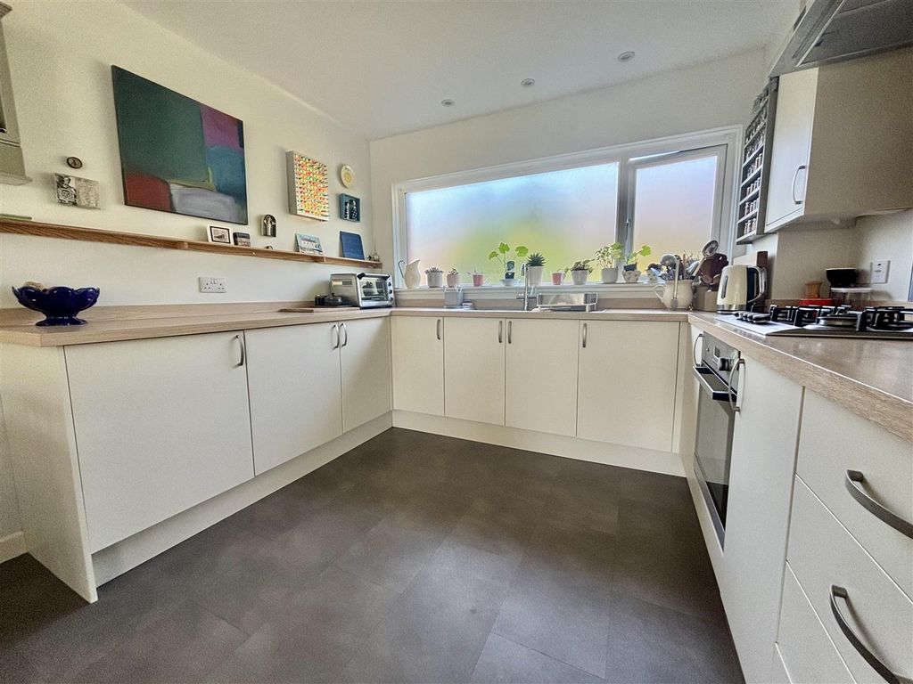 Property photo 3 of 16 Img_0631.Jpg