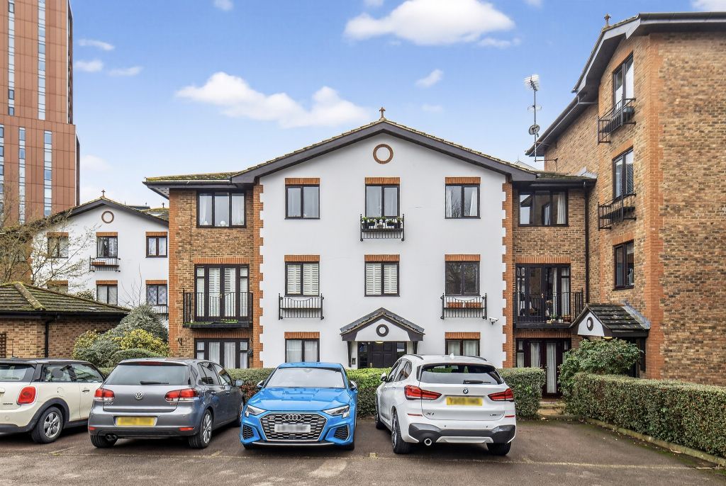 Property photo 1 of 17