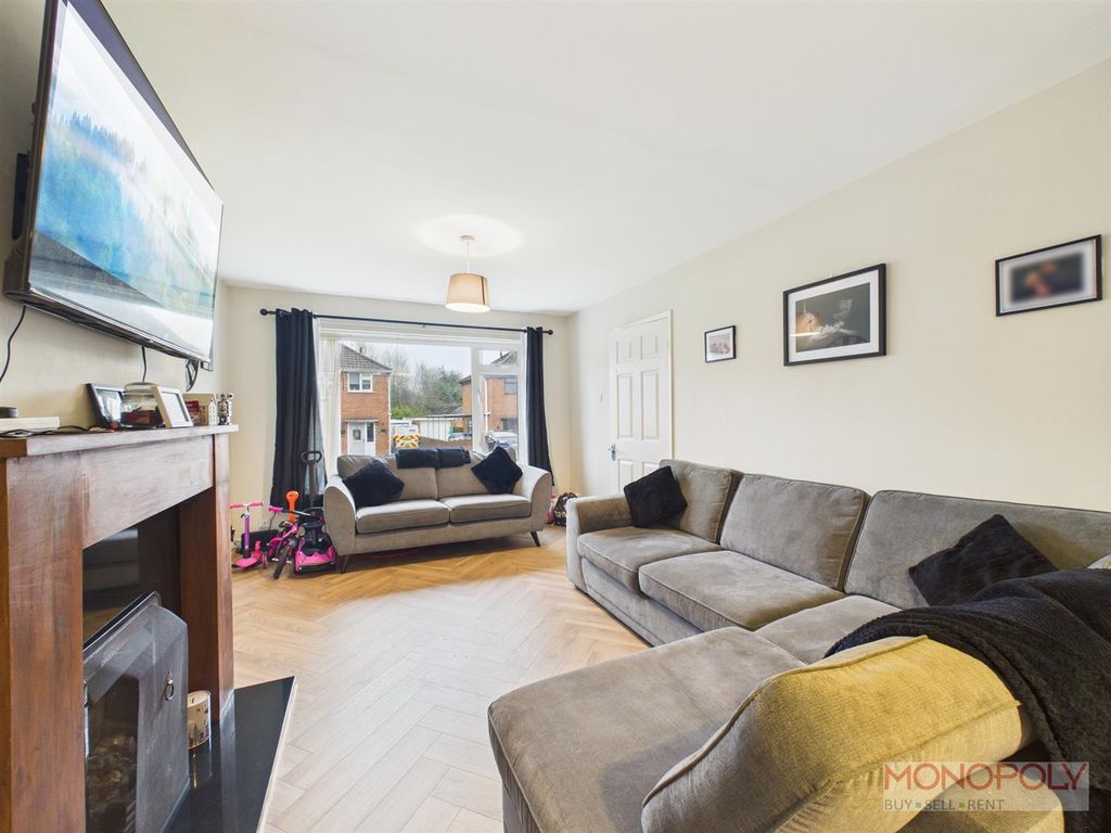 Property photo 2 of 20 Cam01943G0-Pr0609-Still009.Jpg