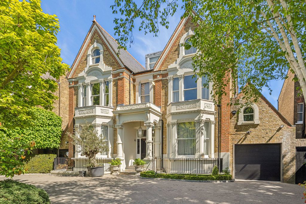 Property photo 1 of 39