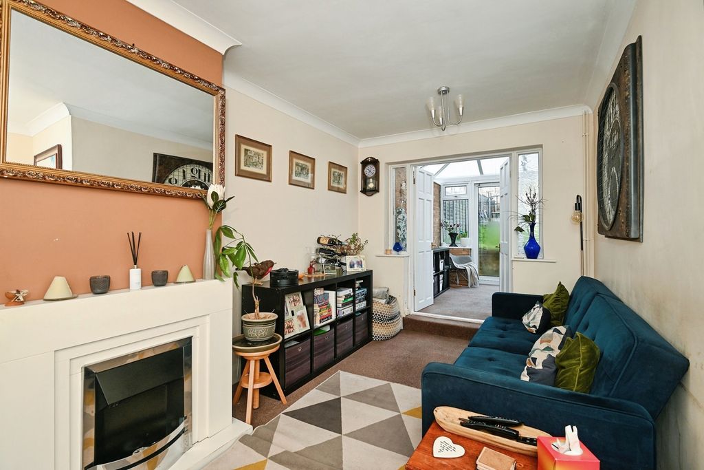 Property photo 3 of 14 Pbox-Img.Jpg