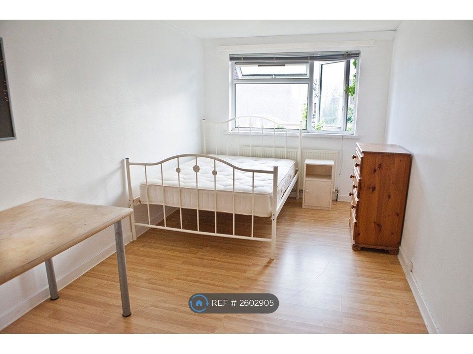Property photo 2 of 4