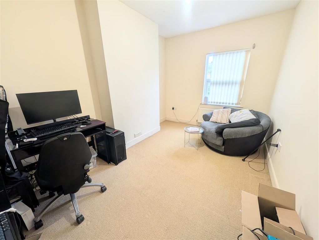 Property photo 3 of 8 Pxl_20260316_144815349~2.Jpg