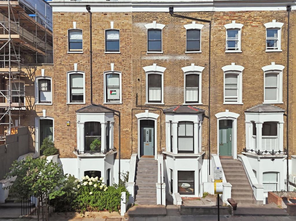 Property photo 1 of 17 1