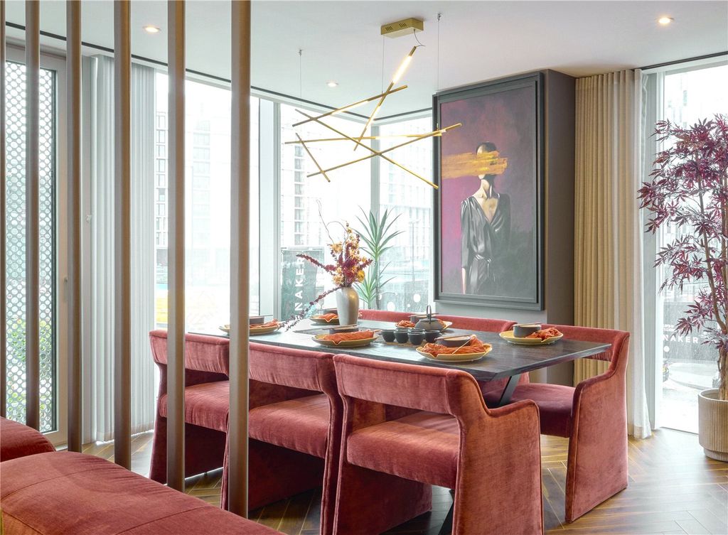 Property photo 2 of 23 Contour