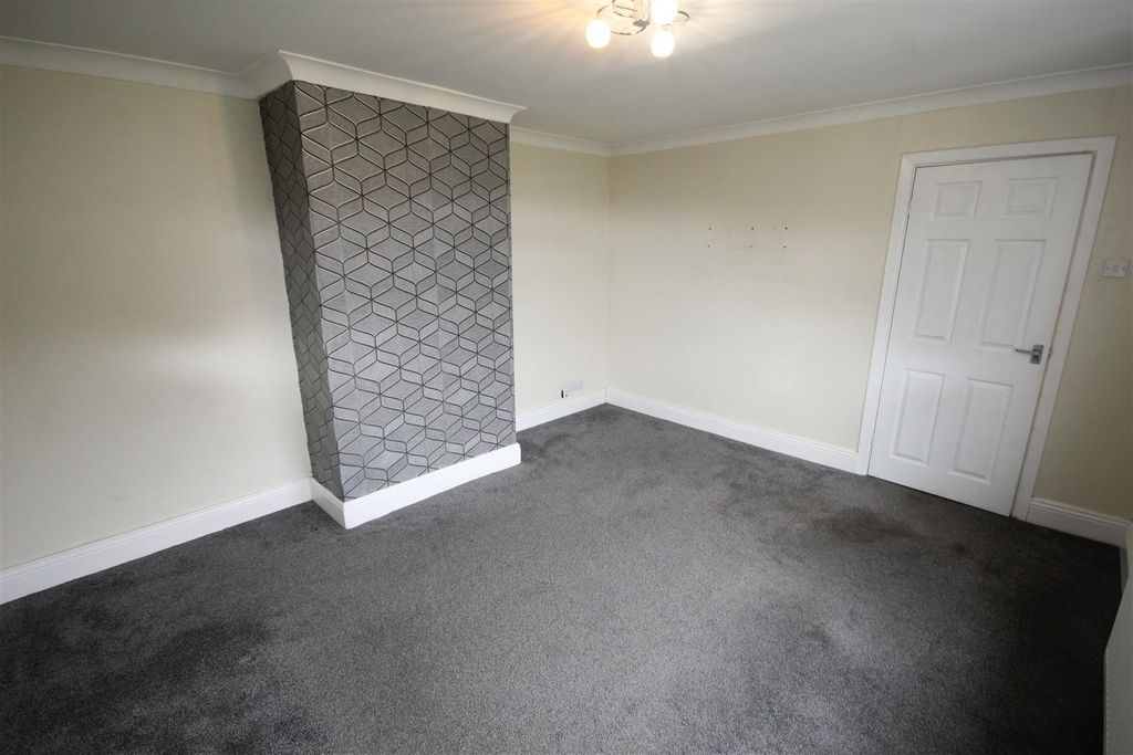 Property photo 2 of 9 Img_2492.Jpg
