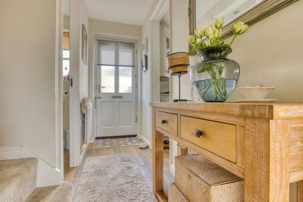 Property photo 2 of 20 Ewemove Taunton Rupert Street (9)