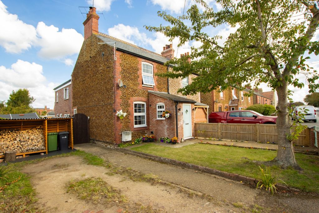 Property photo 1 of 28 4504052