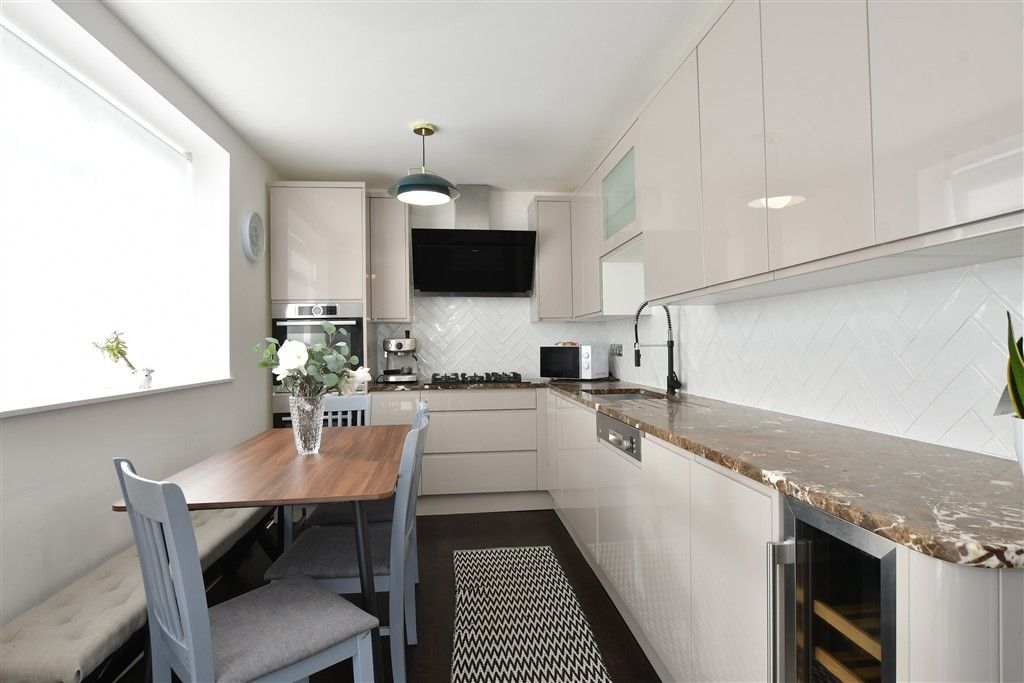 Property photo 2 of 13 Kitchen/Dining Room