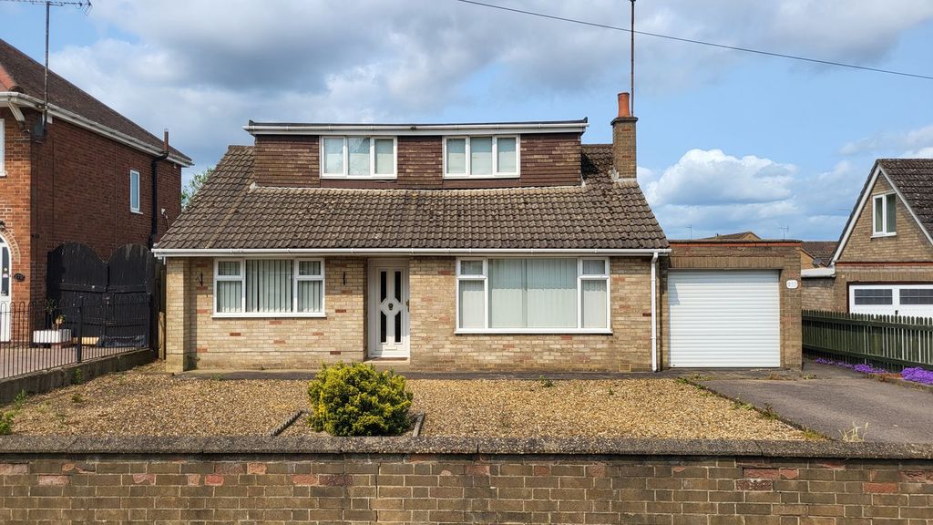 Property photo 1 of 23