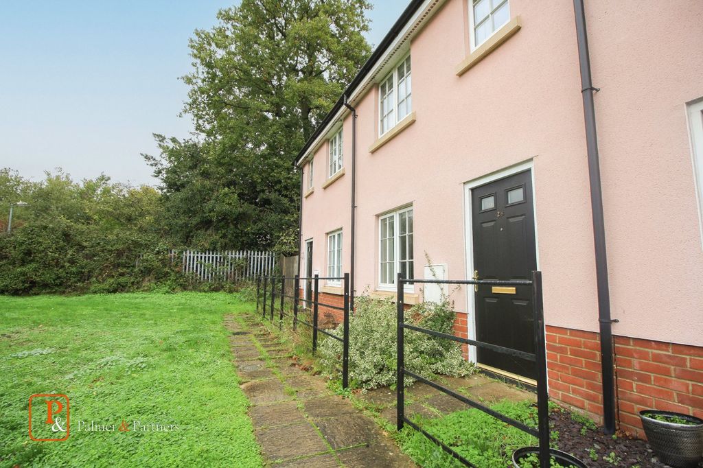 Property photo 1 of 6 External