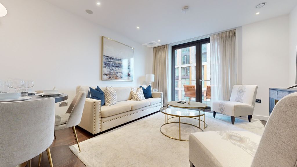 Property photo 3 of 24