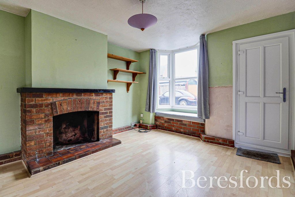 Property photo 3 of 18 Picture 3