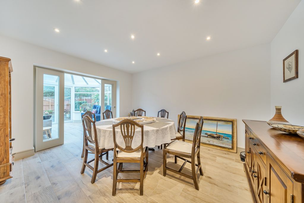 Property photo 3 of 22 Picture No. 03