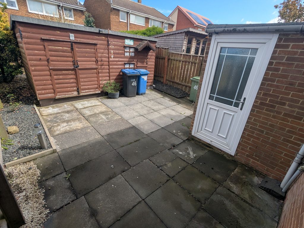 Property photo 2 of 19