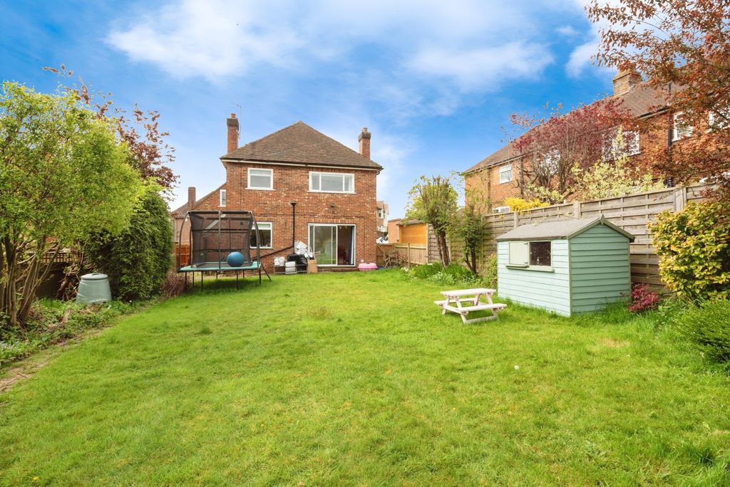 Property photo 2 of 17 Photo
