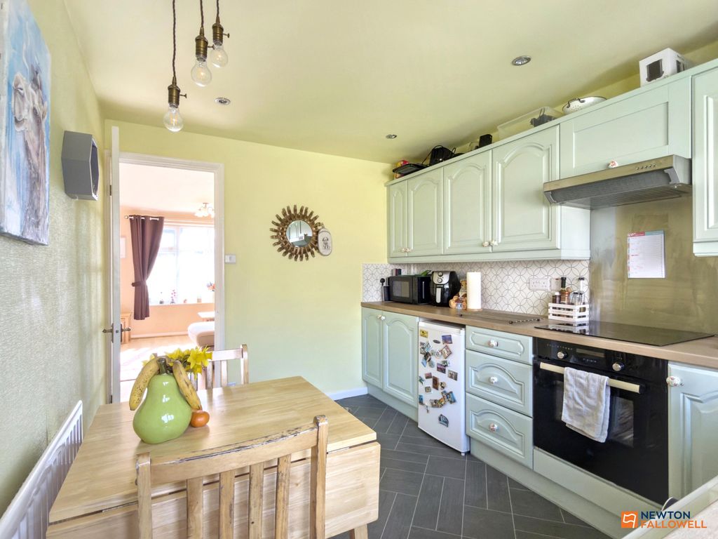 Property photo 3 of 26