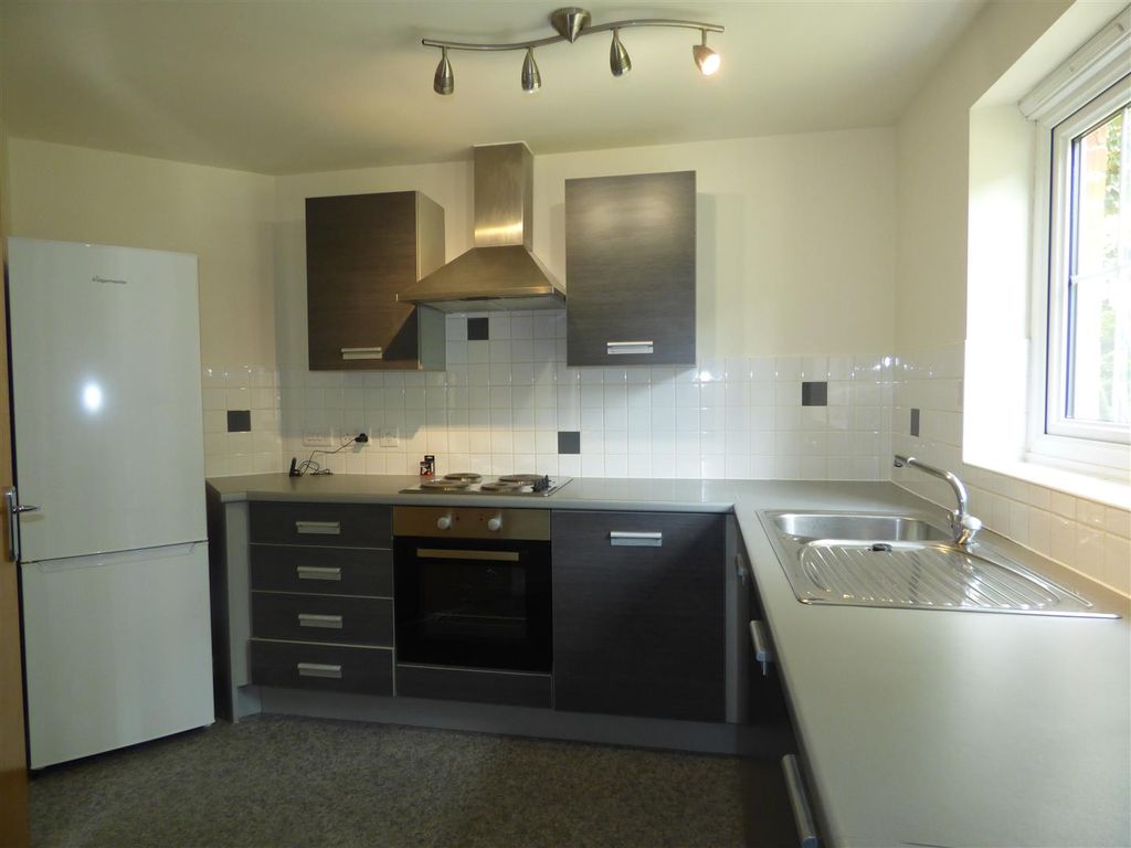 Property photo 2 of 10 18 Cowslip Meadow Kitchen 1.Jpg