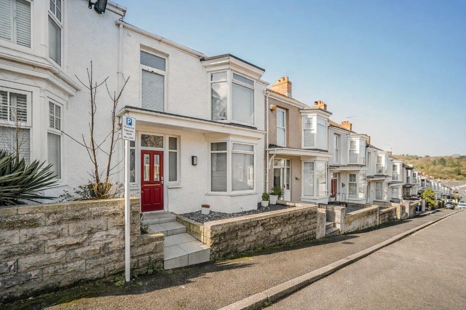 Property photo 1 of 23