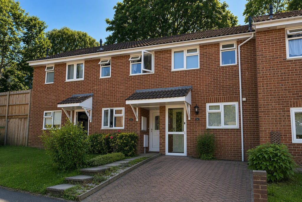 Property photo 1 of 9 Picture No. 05