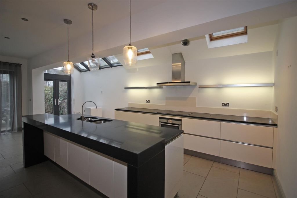 Property photo 1 of 17 Img_7166.Jpg