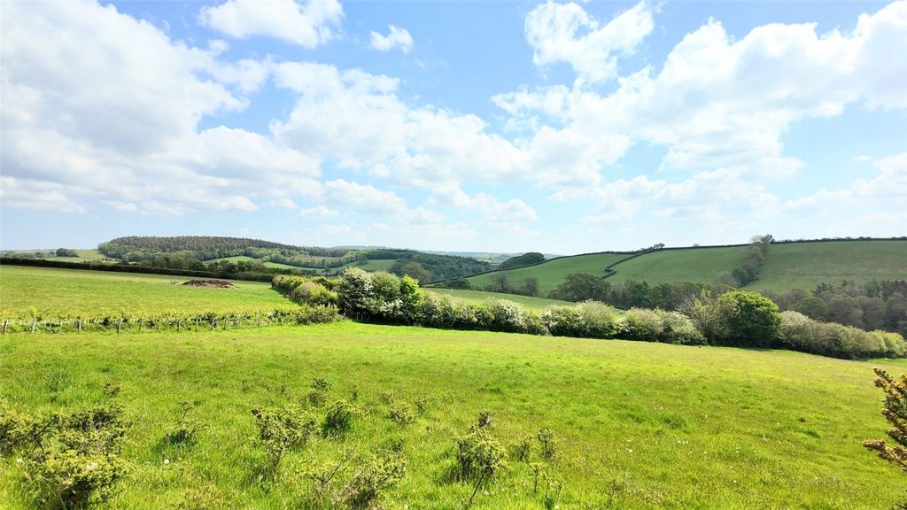 Property photo 3 of 30 Picture No. 14