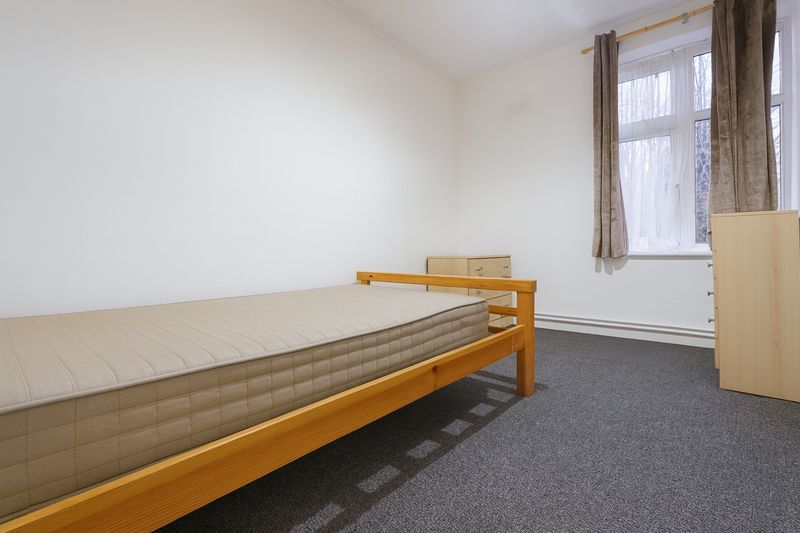 Property photo 3 of 10 Photo 2