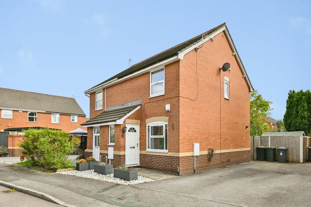 Property photo 1 of 17 Pbox-Img.Jpg
