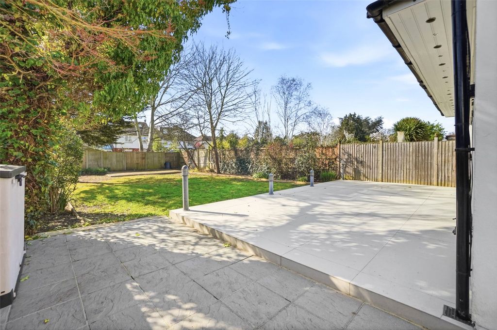 Additional image 14 of 5 bed detached house for saleCourtlands Avenue, Hampton TW12