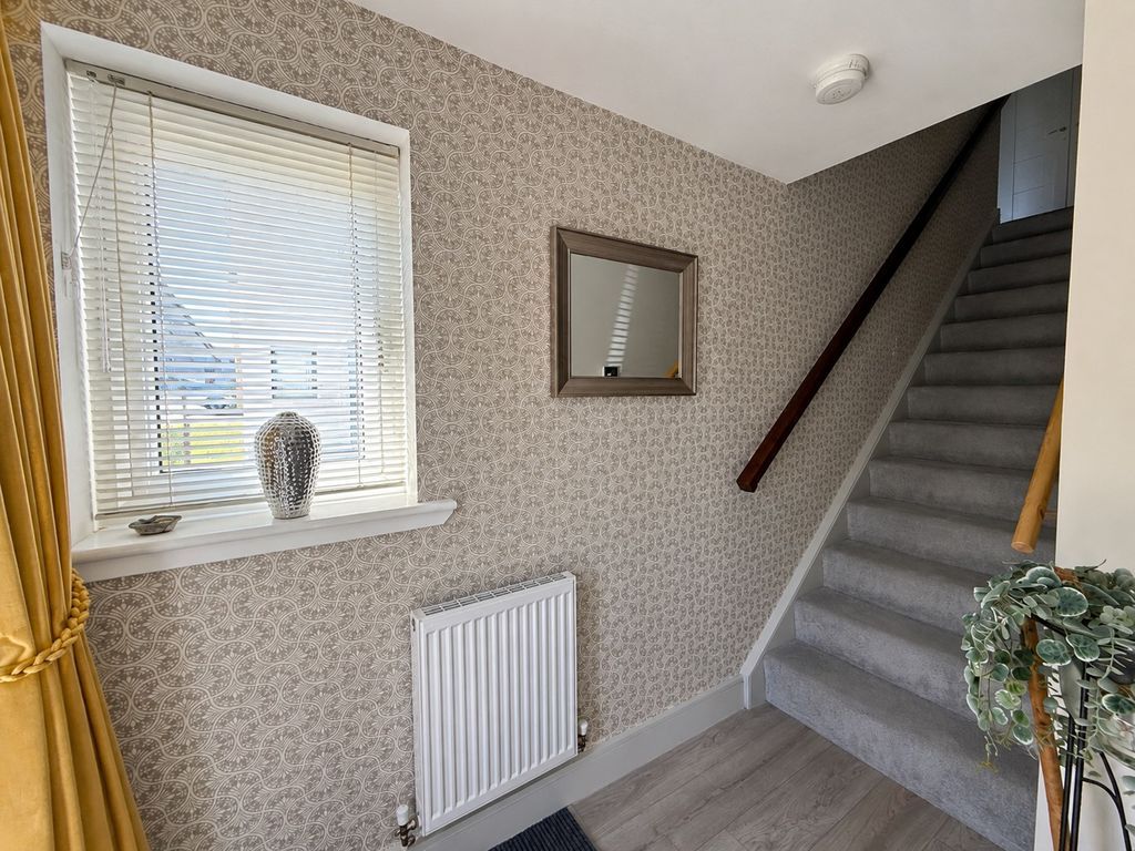 Property photo 3 of 22 Photo 11