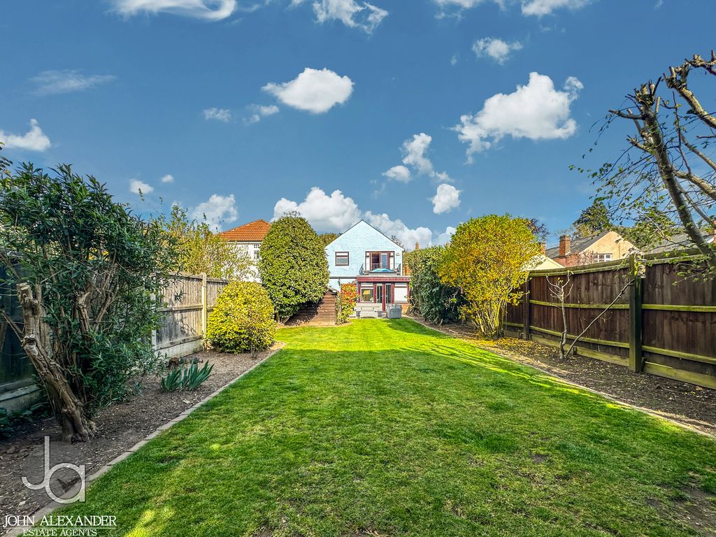 Property photo 3 of 29 20250417_160944092_0.5