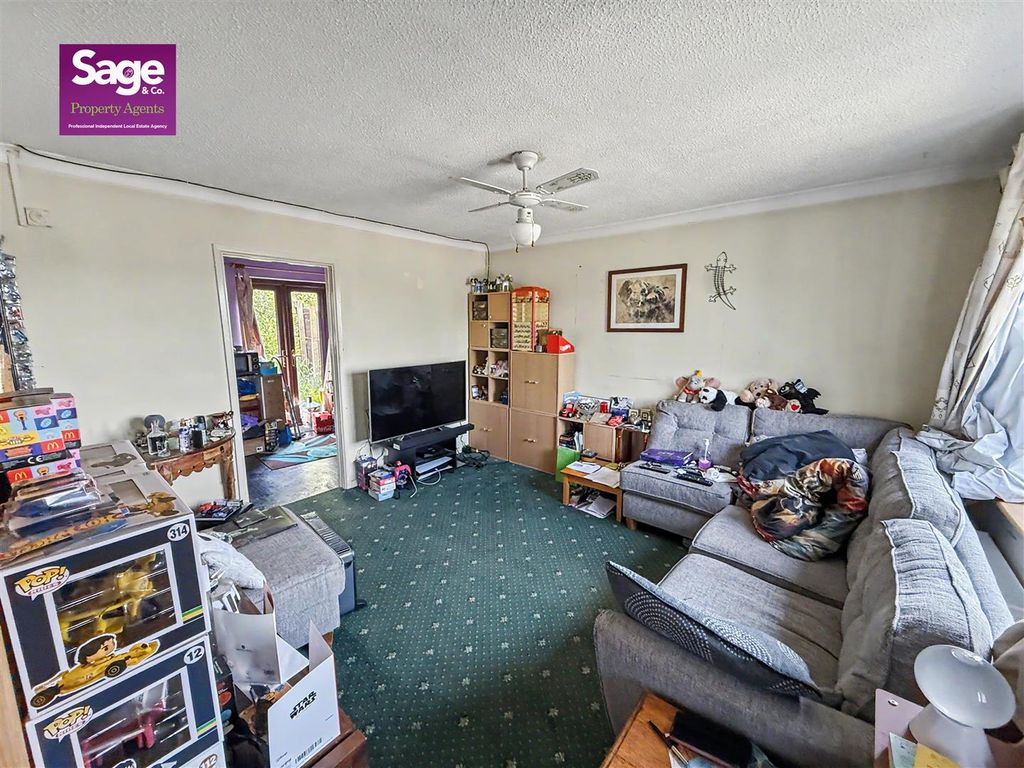 Property photo 2 of 15