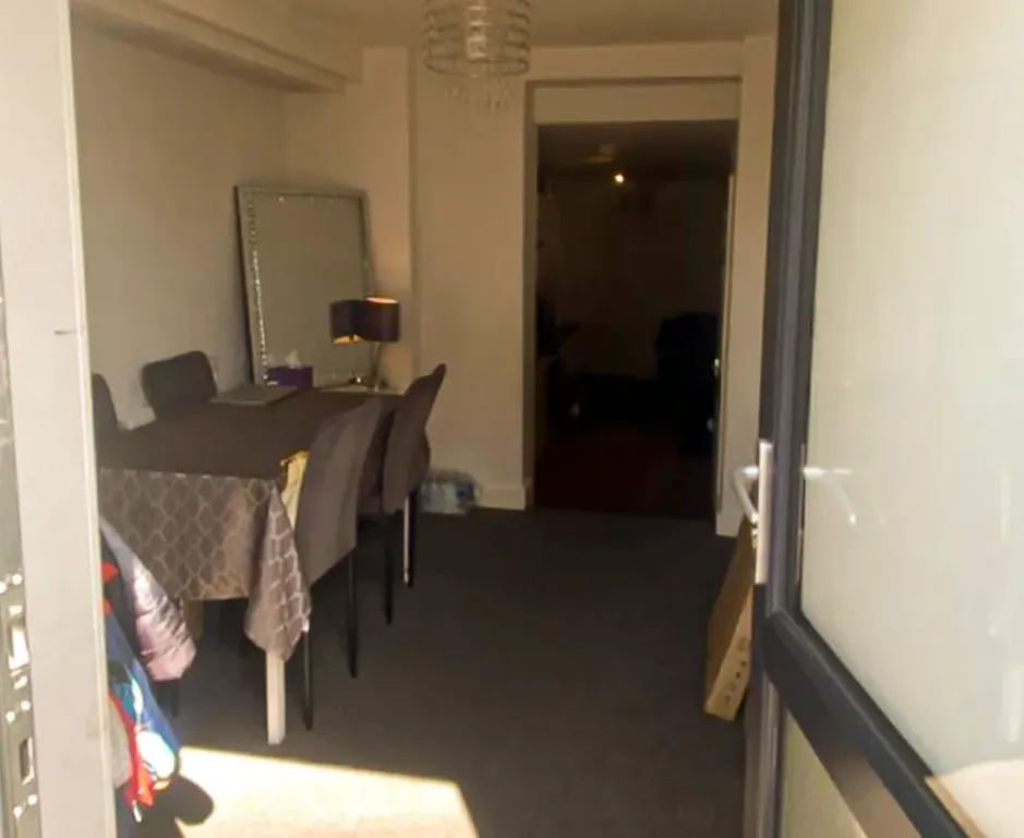 Property photo 3 of 5