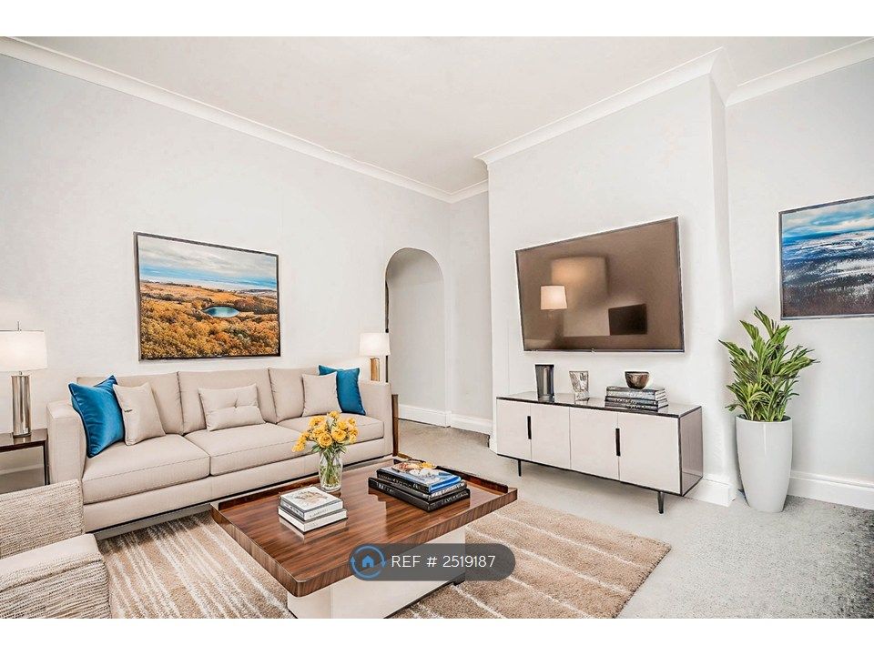 Property photo 1 of 4