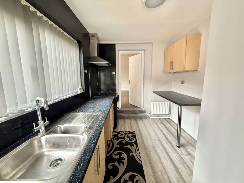 Property photo 3 of 10 Photo 3