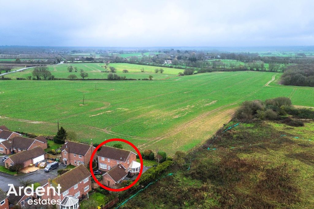 Property photo 2 of 29