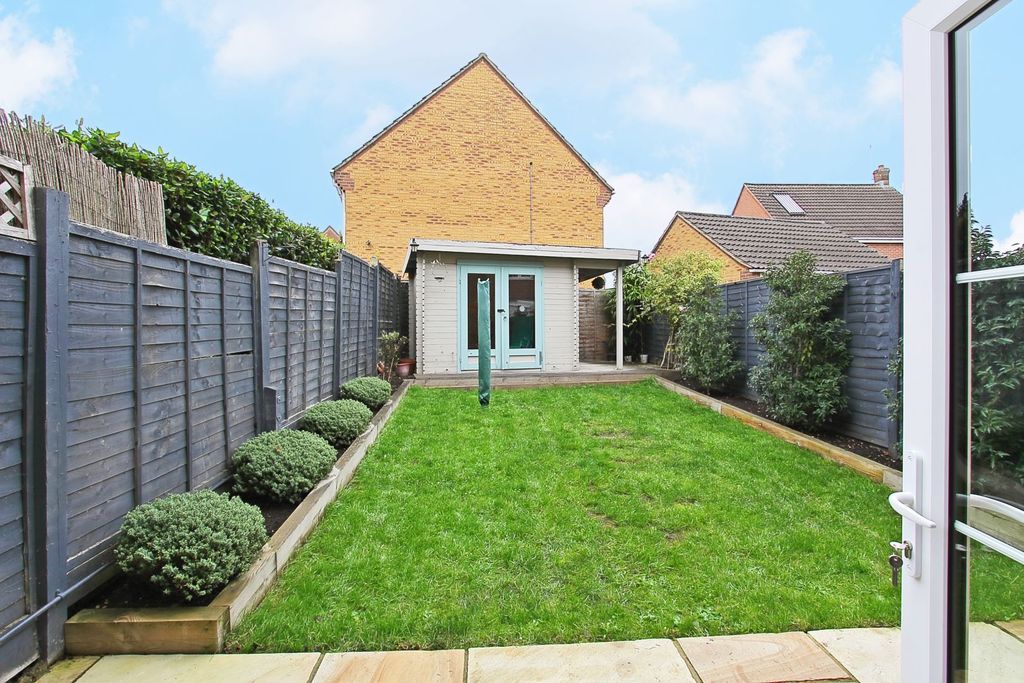 Property photo 2 of 18