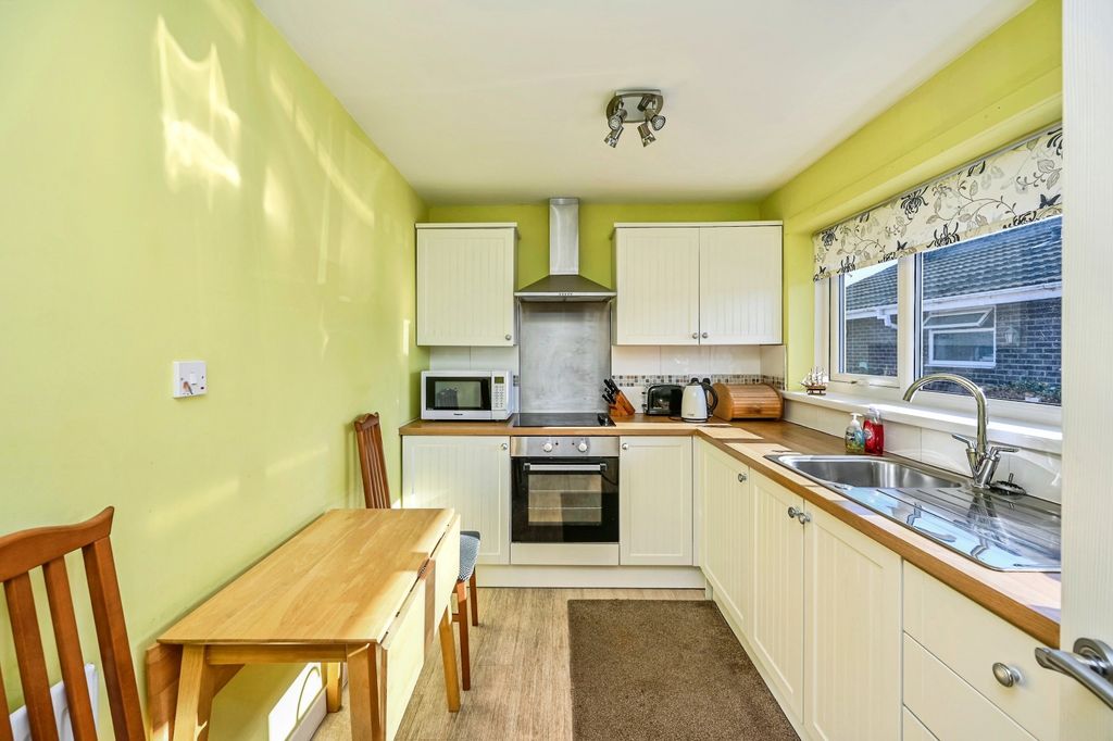 Property photo 3 of 15