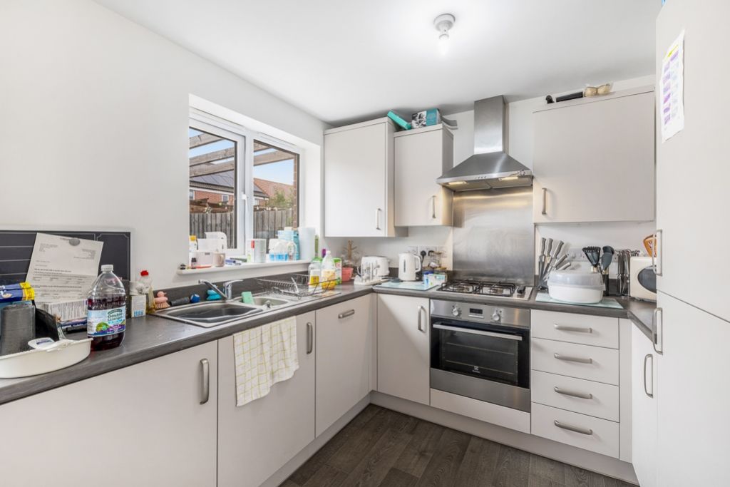 Property photo 3 of 18 26 Swift Gardens (Kirton)-12