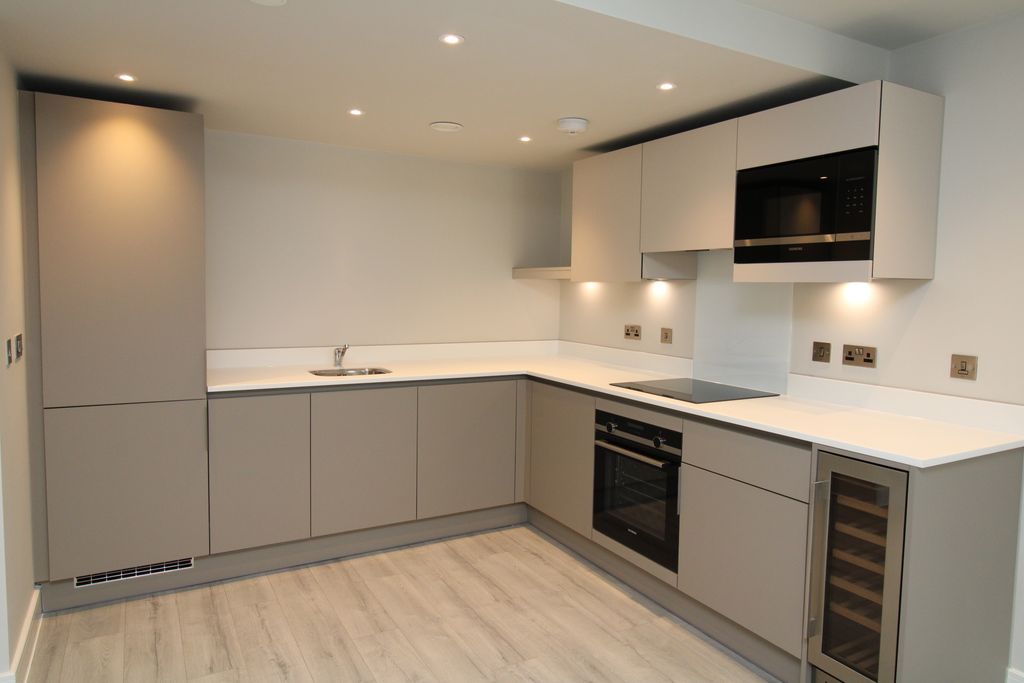 Property photo 3 of 6